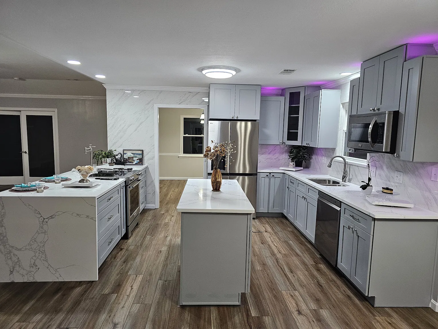 4 bed, 2300 sqft, $2,600 — Photo 3