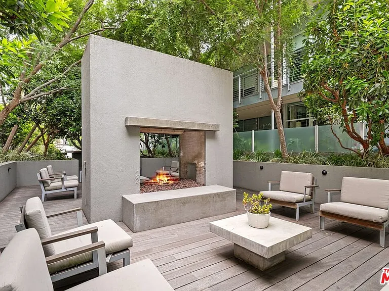 4080 Glencoe Ave #420 — Photo 39