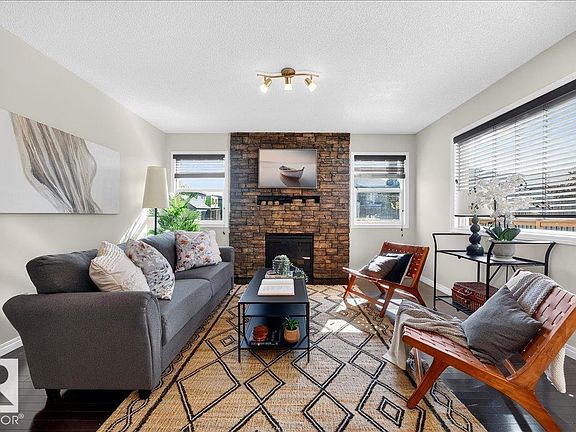 4th image of 18069 89th St NW