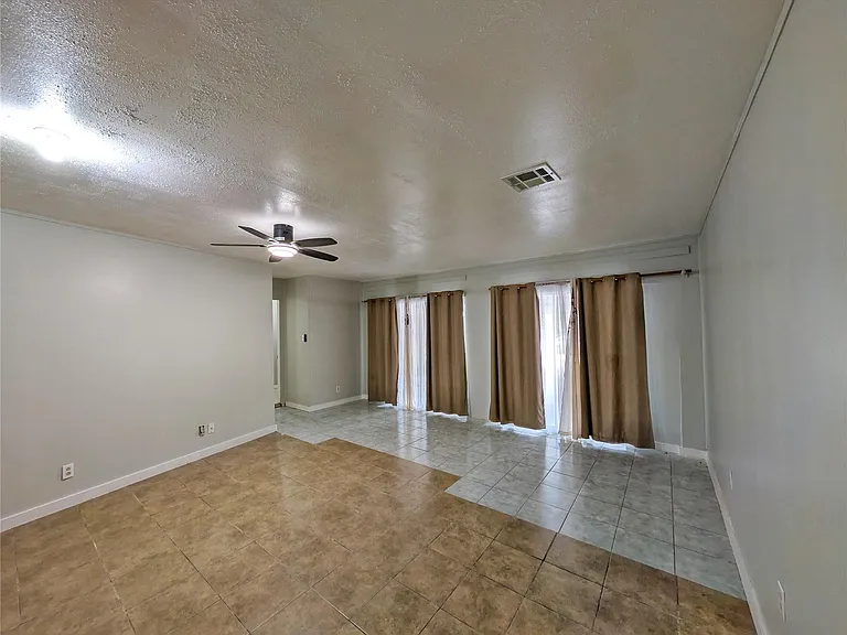4919 Connorvale Rd — Photo 18