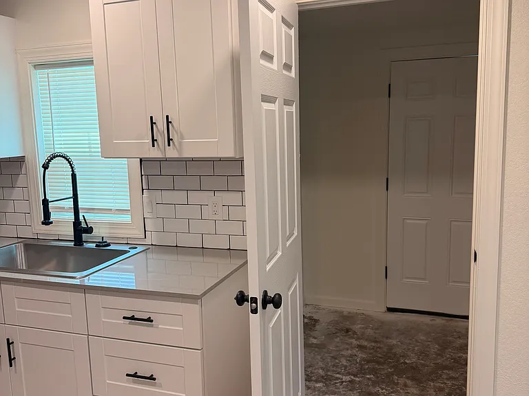 310 W Mimosa Dr — Photo 8