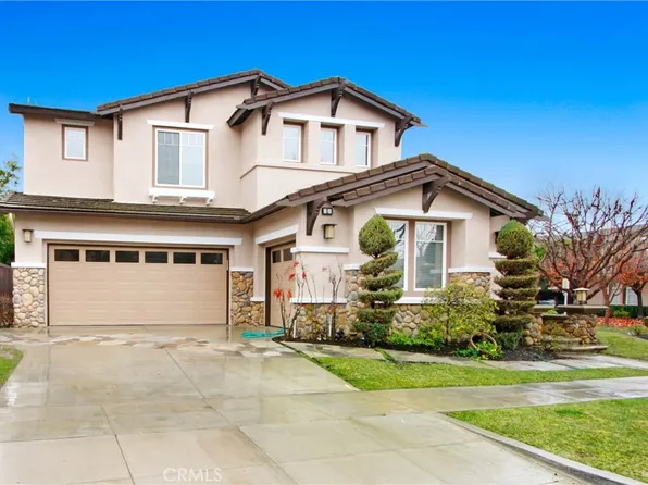 2 Vinewood Ln, Mission Viejo, CA 92694
