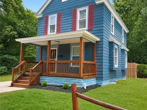 1005 Raymond St, Akron, OH 44307