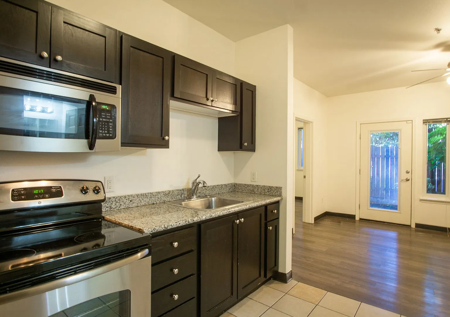 1-Bed w Patio Close to Downtown & OHSU! — Photo 1