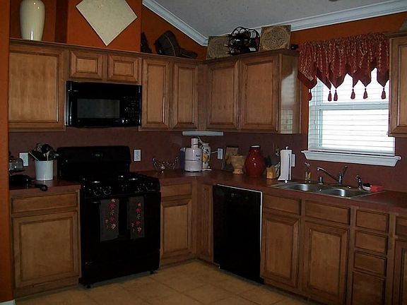 3rd image of 4711 Chisholm Hollow Ct