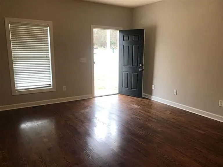 3029 Poole Rd #103 — Photo 2