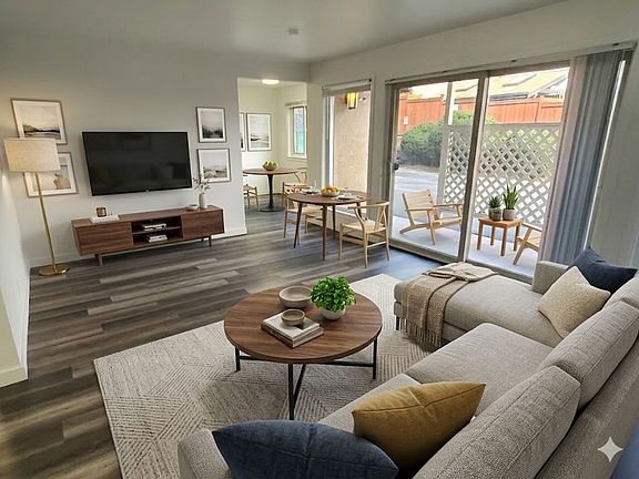 3rd image of 320 SW 160th St #15
