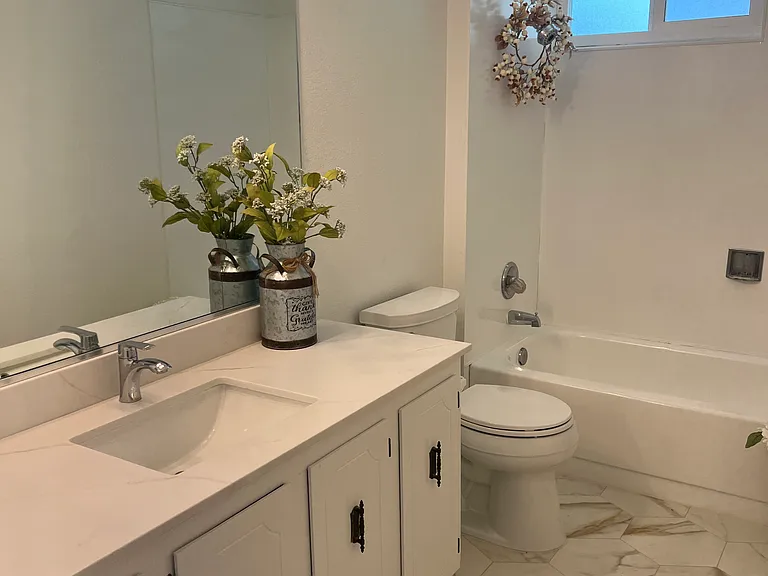 268 Christine Dr — Photo 13