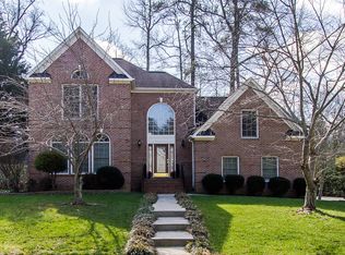 221 Tremont Cir, Chapel Hill, NC 27516