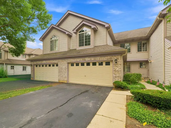 1509 N Saint Marks Pl, Palatine, IL 60067