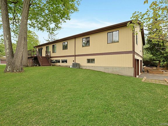 5th image of 6 Gage Court