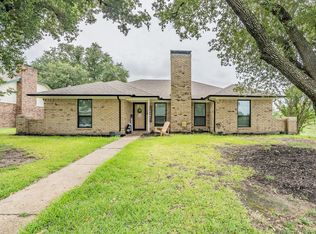 1019 Ross St, Terrell, TX 75160