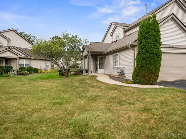 615 Lancaster Cir #615, Elgin, IL 60123