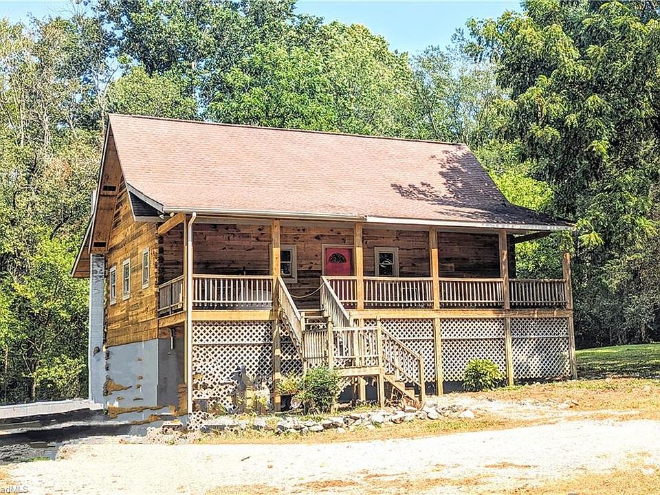 1st image of 305 Ridge Creek Ct