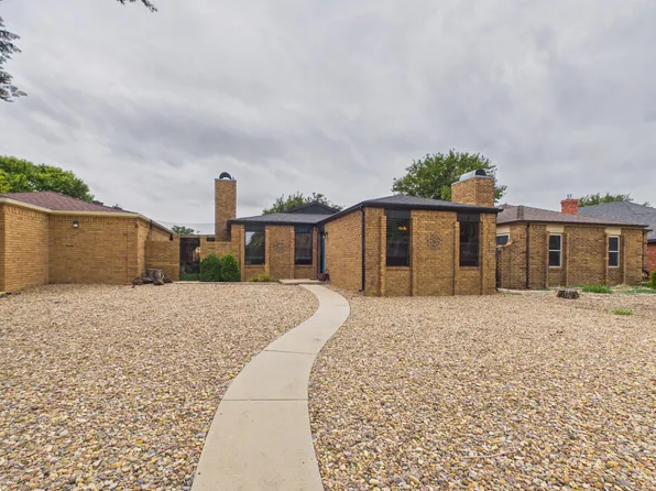 503 Bradley Ln, Dumas, TX 79029