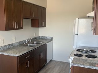 11900 Indian School Rd NE APT 3, Albuquerque, NM 87112