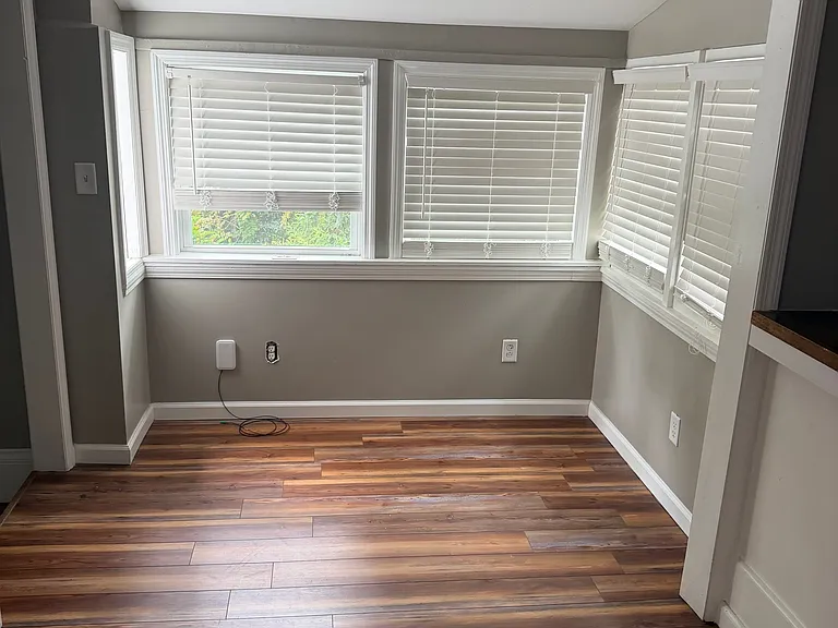1631 N Ridge Ave #B — Photo 9