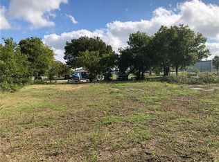401 Easy Dr, Mansfield, TX 76063