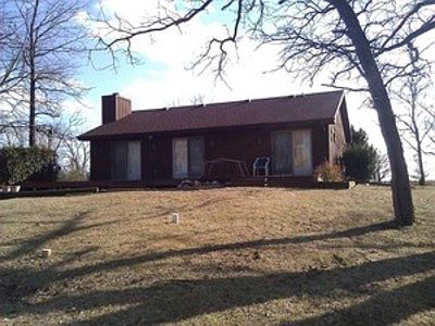 1st image of 1400 Country Club Ln