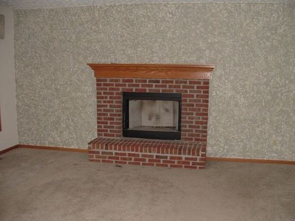 3rd image of 458 W Sturbridge Dr