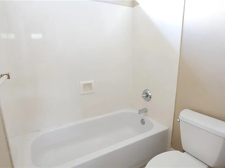 4527 Camel St — Photo 18