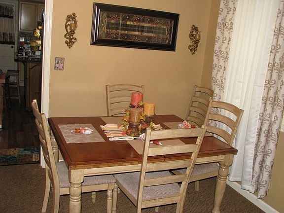 4th image of 212 Hickory Dr