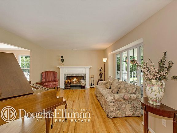 5th image of 5 Dorfer Ln