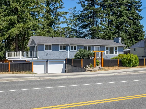 5350 Metral Dr, Nanaimo, BC V9T 2K8