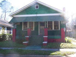 1211 SE 36th St, Savannah, GA 31404