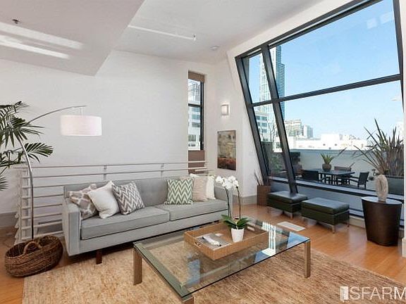 3rd image of 1 S Park St APT 403