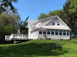 63 Lamphere Rd, Waterford, CT 06385