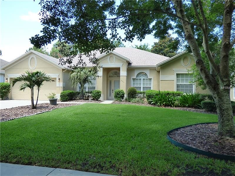 1st image of 990 Arrington Cir