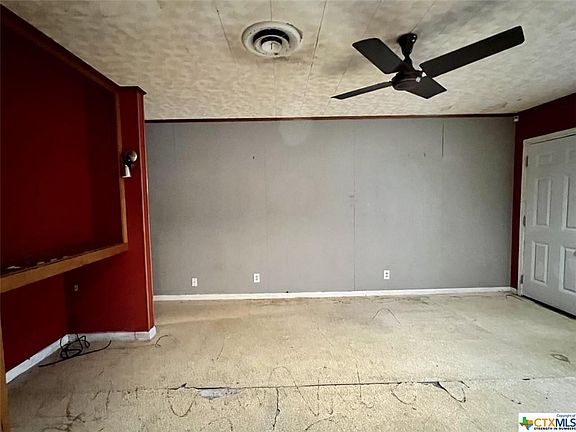 4th image of 812 Anaqua Ave