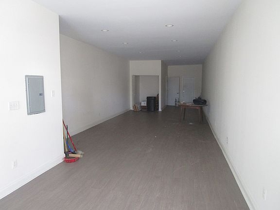 3rd image of 5916 Market St