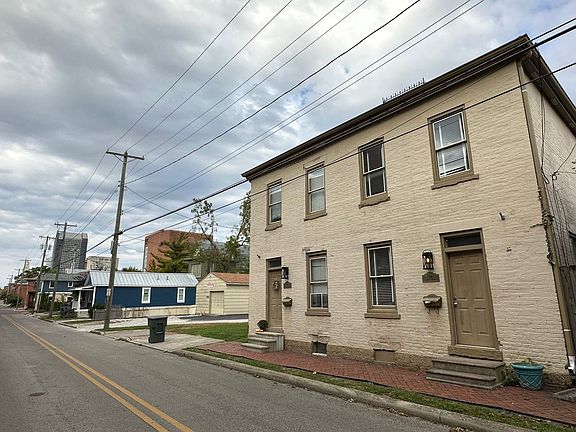2nd image of 776 Bank St #778