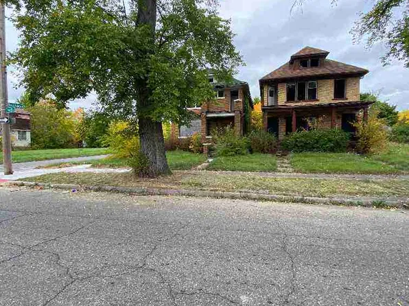 4686 Pacific St, Detroit, MI 48204