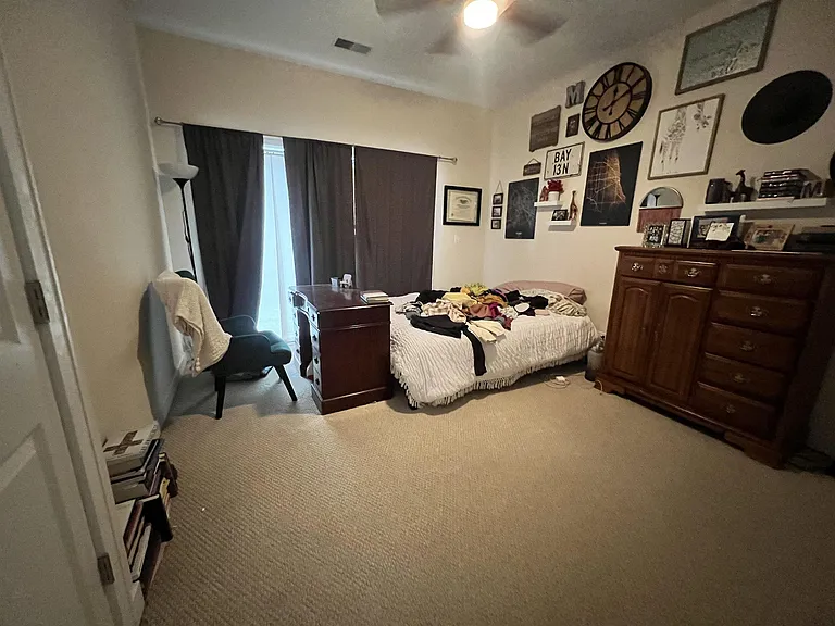 1844 N California Ave — Photo 15