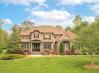 8402 Linville Oaks Dr, Oak Ridge, NC 27310