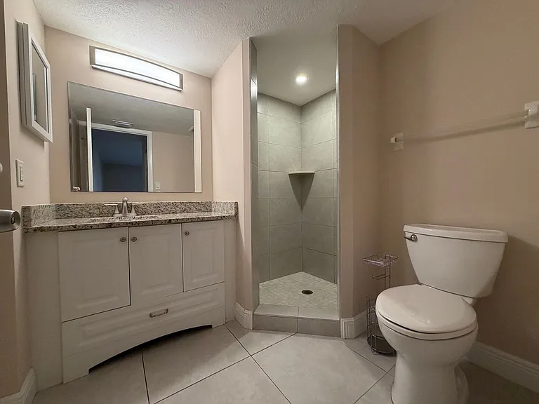 5307 Summerlin Rd #707 — Photo 11