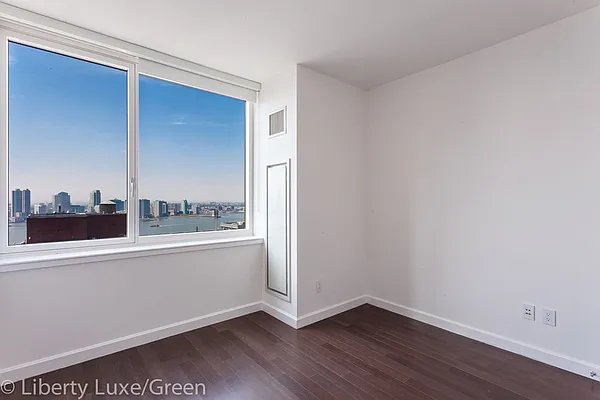 Rented by Milford Management | media 3