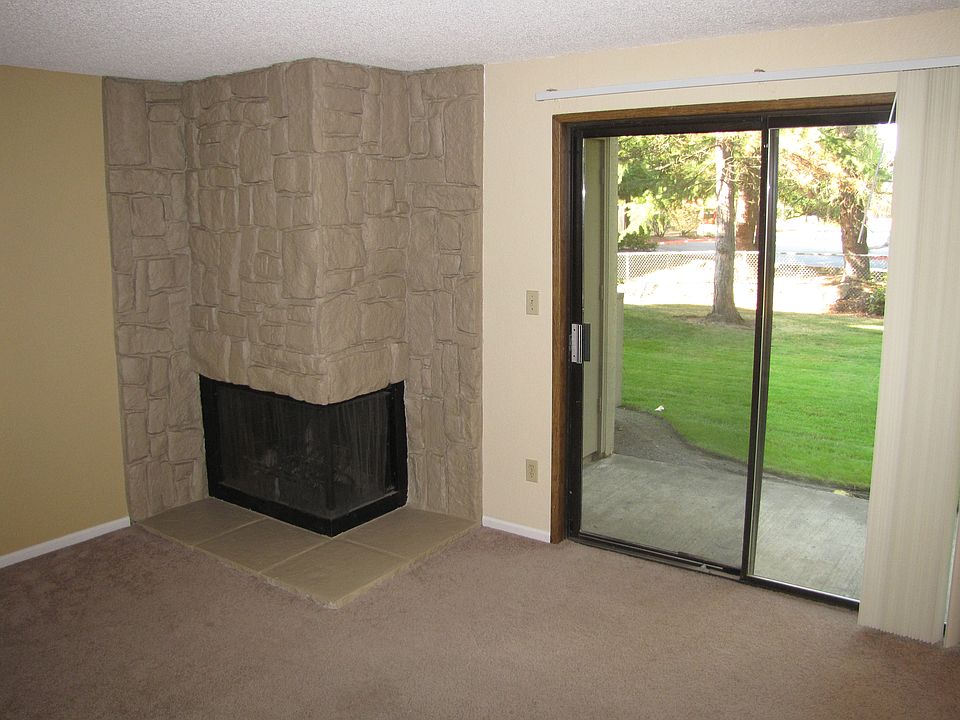 1st image of 4160 124th Ave SE APT 103