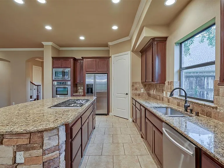 101 E Silverwood Ranch Est — Photo 9