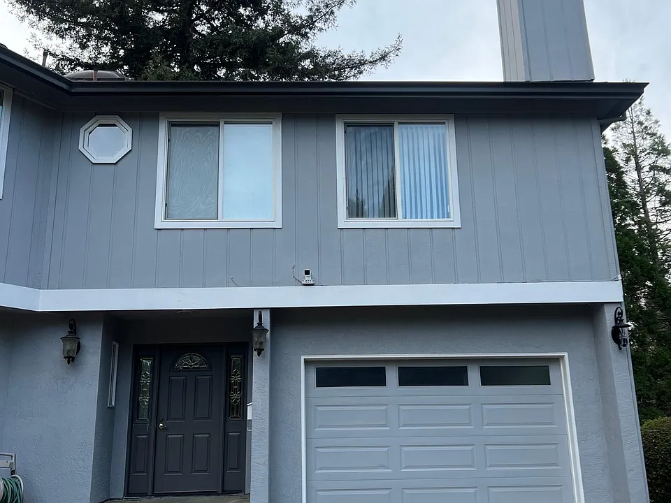 60 Linda Ct