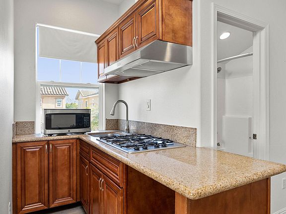 2nd image of 521 Nile River Dr #B