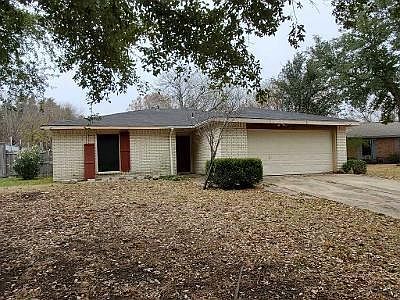 1st image of 1517 Monica Ln
