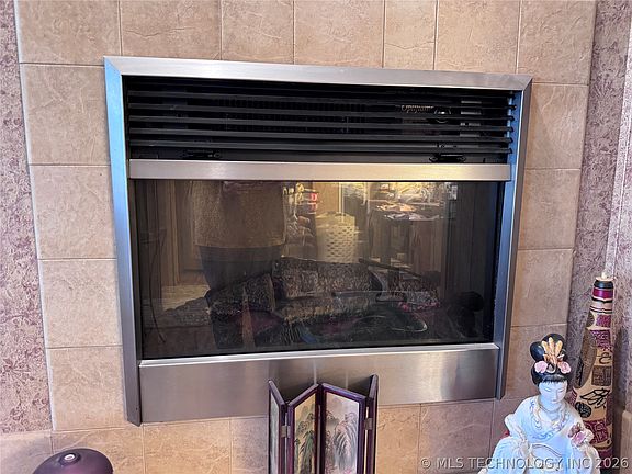 3rd image of 17603 E Meadow Ln