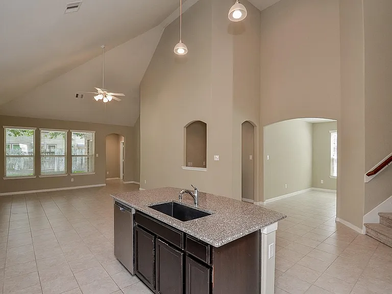 6418 Burgess Heights Ln — Photo 12