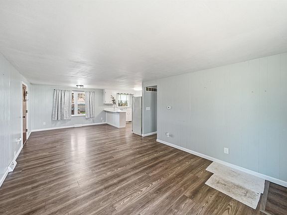 5th image of 3859 Norwood Rd