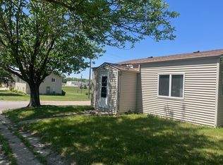 198 2nd Ave W, Wood Lake, MN 56297