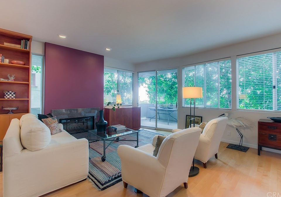 1st image of 1865 Prospect Ave